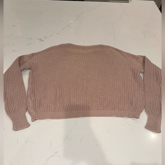 Brandy Melville sweater - Picture 7 of 7